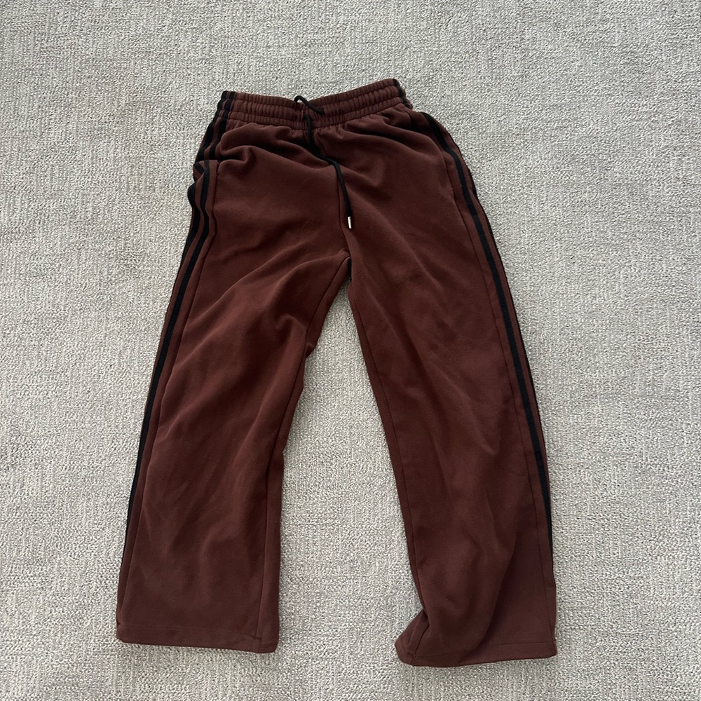 Zara Sweatpants with Black Stripes
